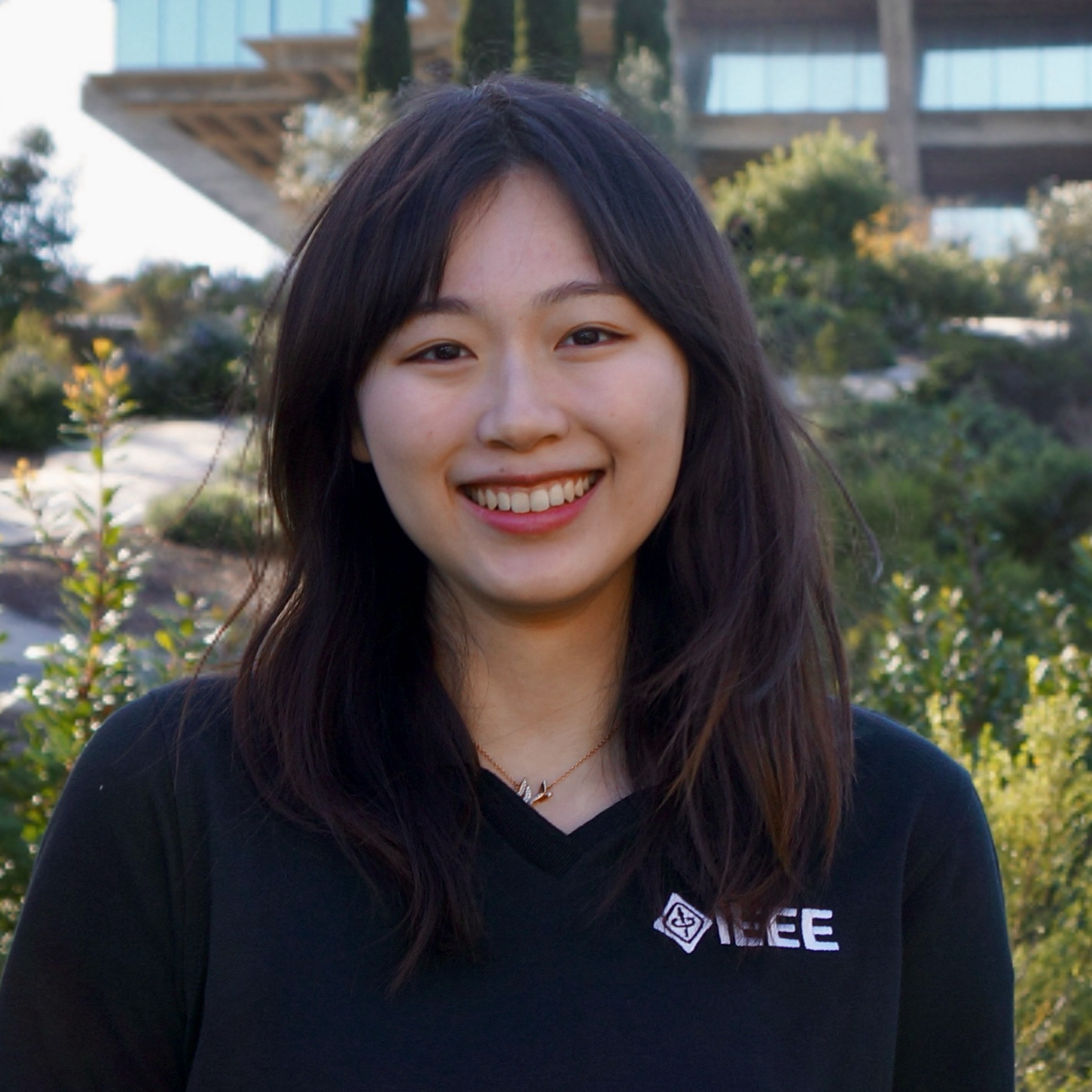 Picture of Joyce Zhou